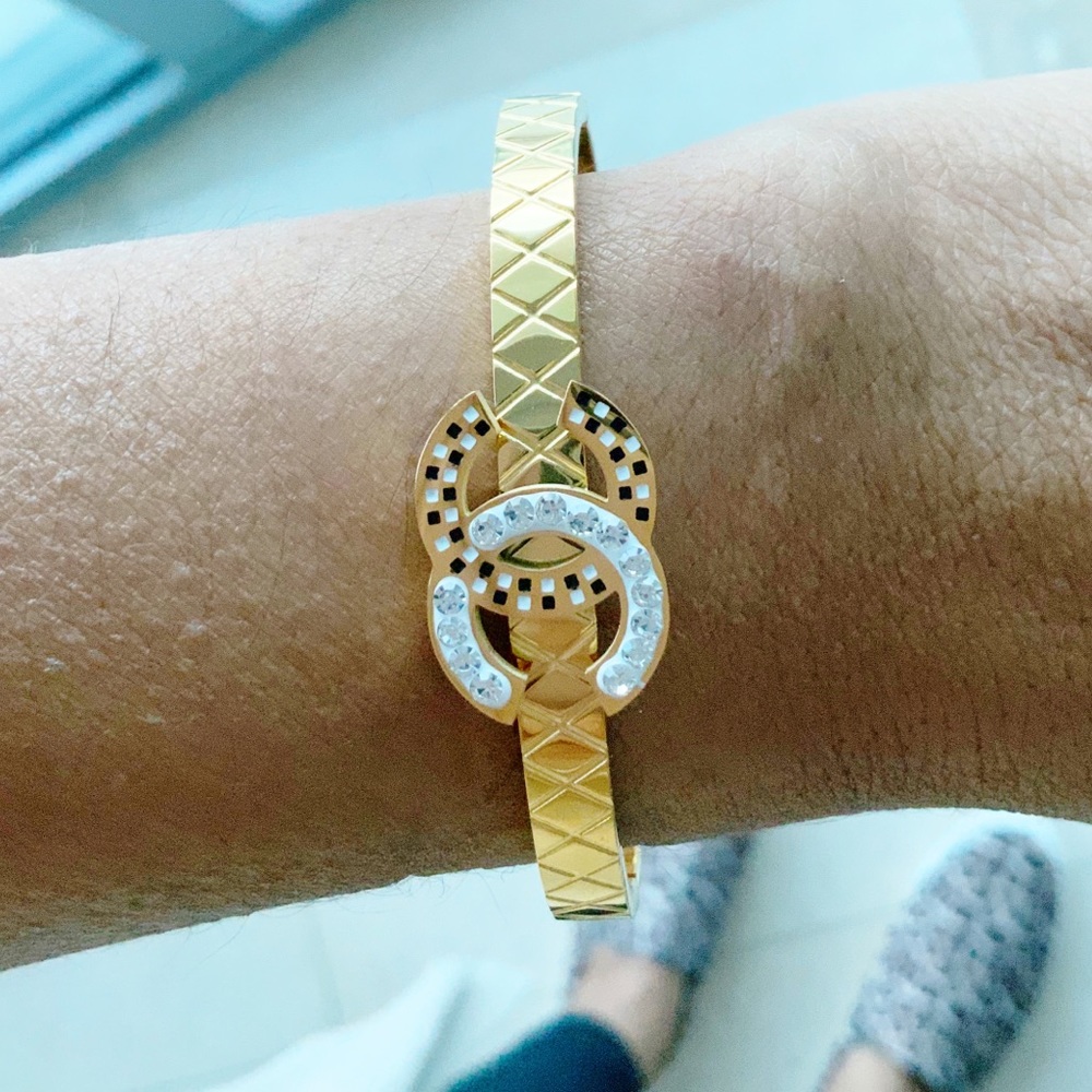 Gold Tone Bangle Bracelet - Picture 4 of 4